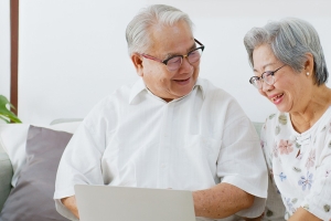 smiling-older-asian-couple