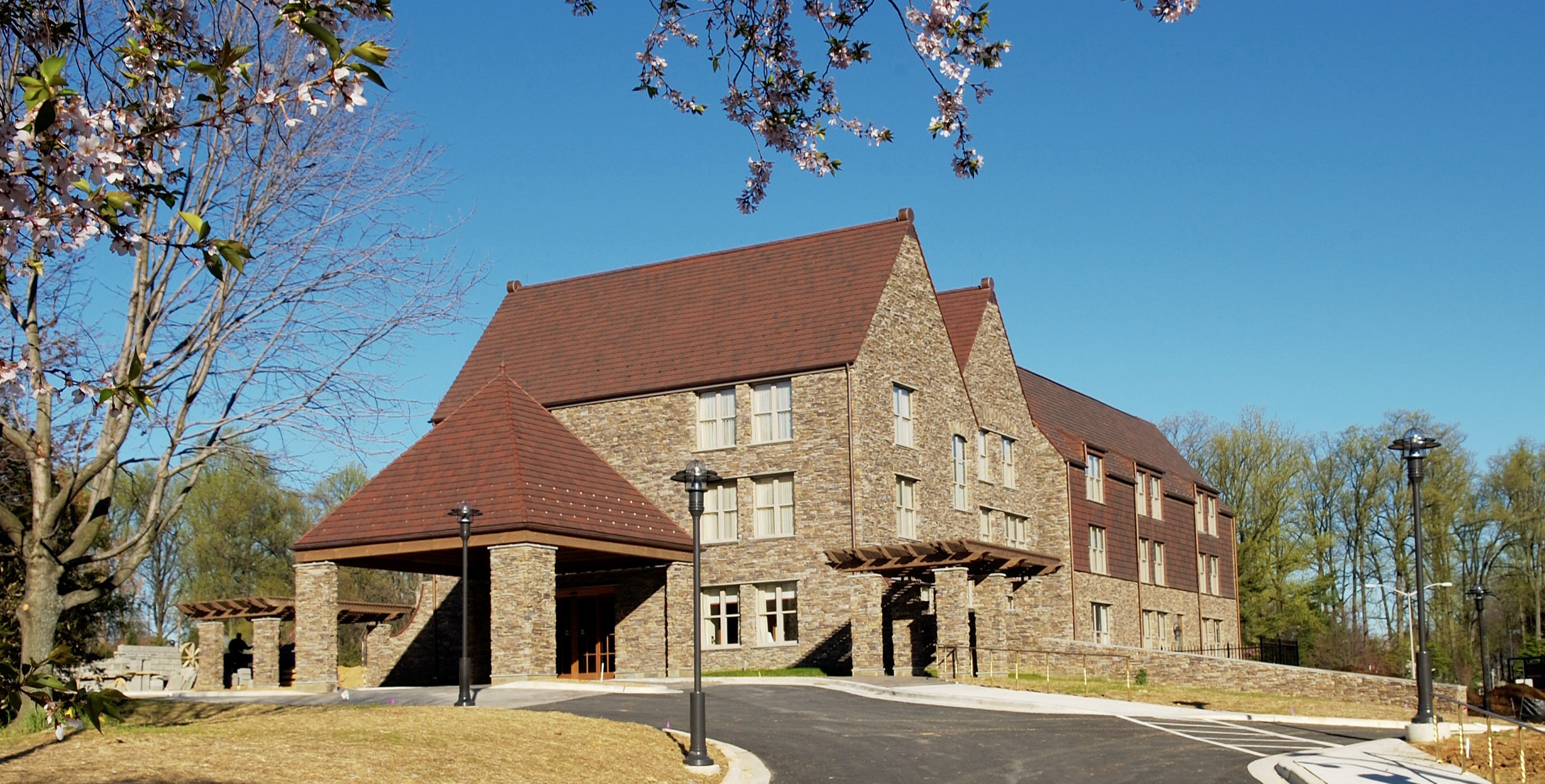 The Edmond J. Safra Family Lodge